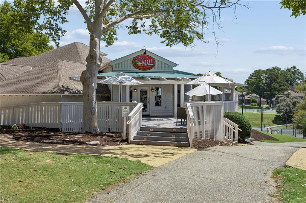 100 Robert Miles Property Photo 31