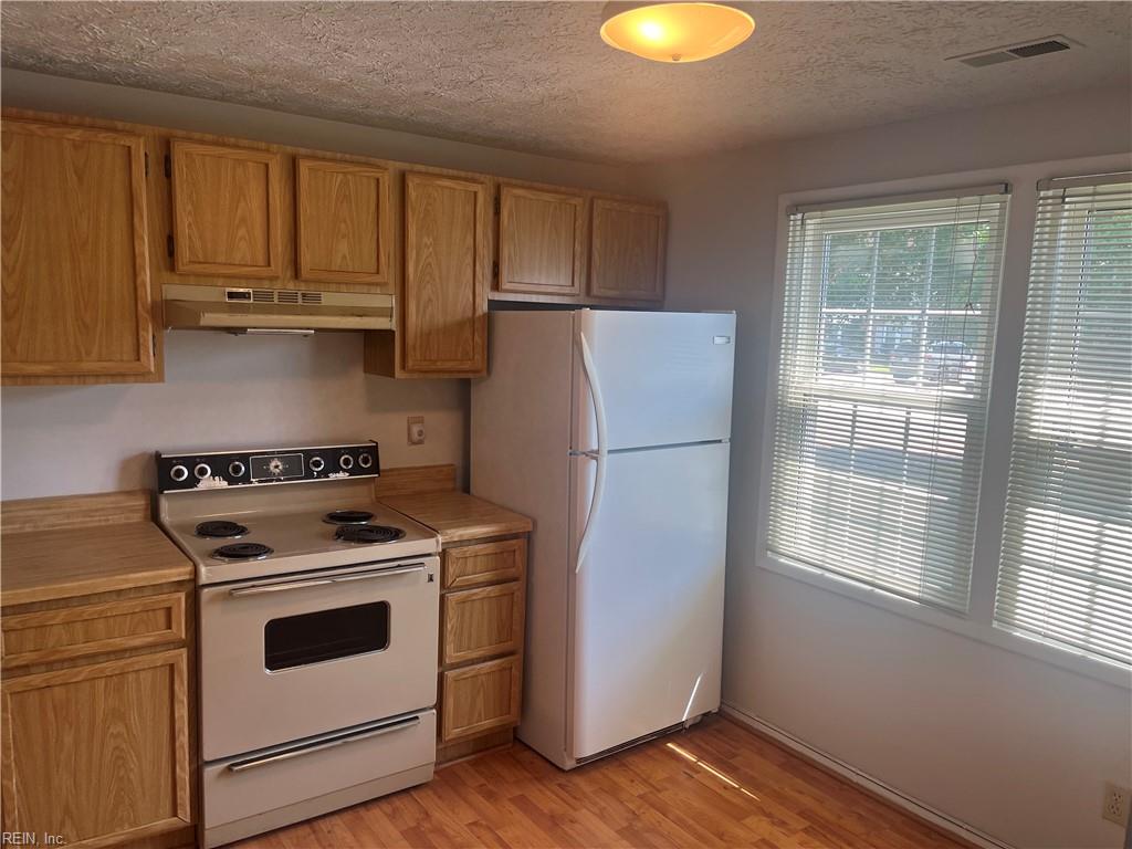 1318 Peabody Dr Property Photo 3