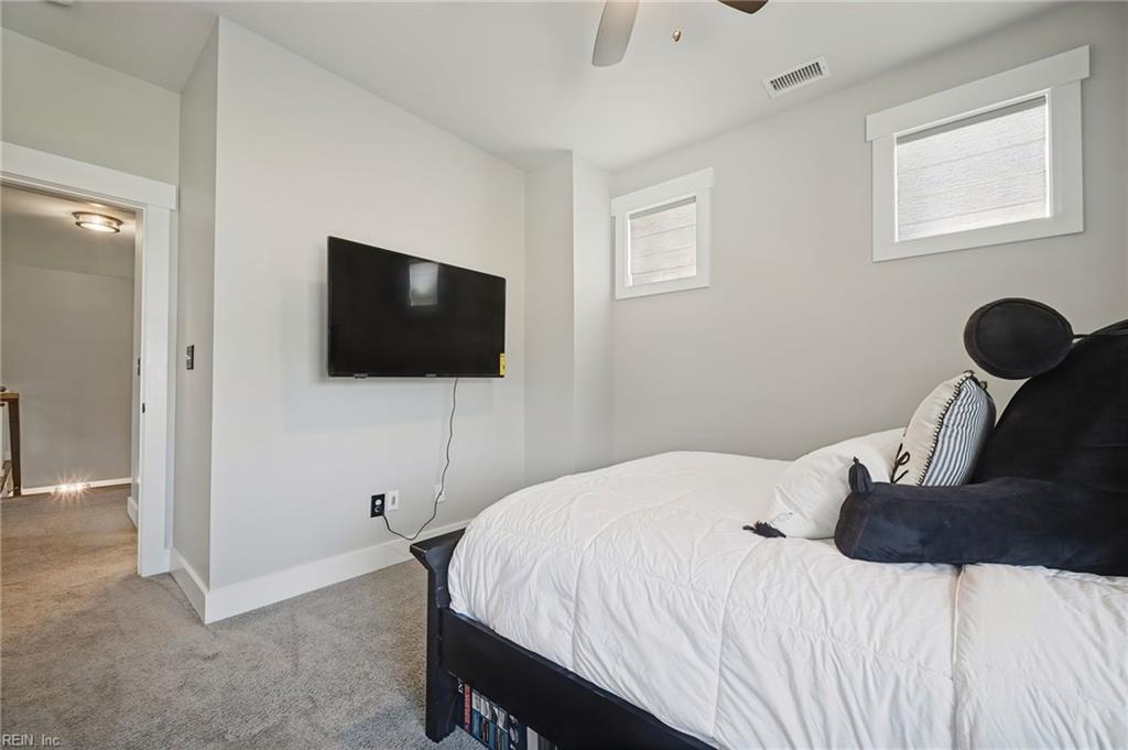 2517 Number Ten Ln Property Photo 35