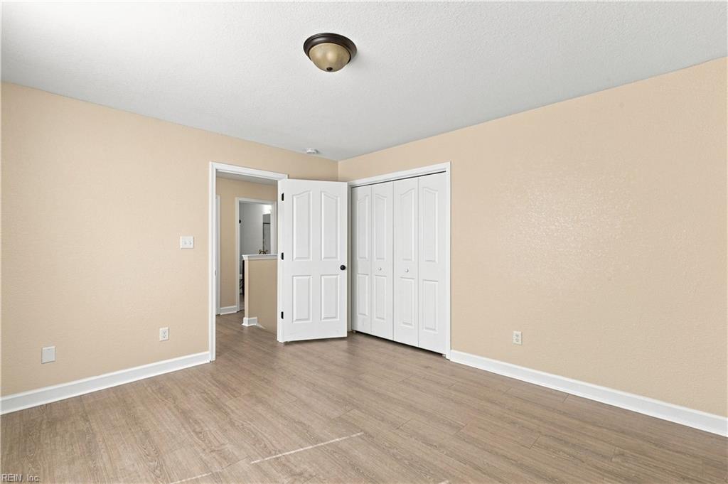 319 Maplewood St Property Photo 21