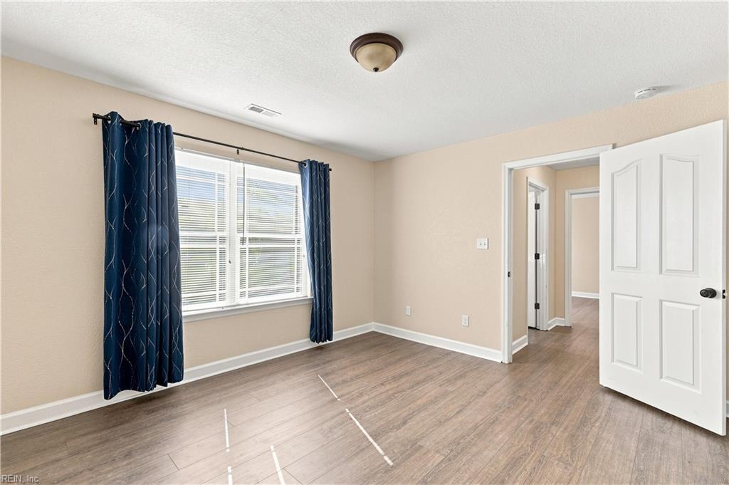 319 Maplewood St Property Photo 22