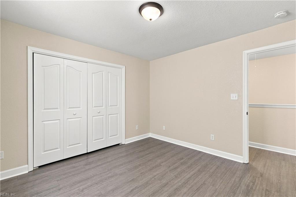 319 Maplewood St Property Photo 28