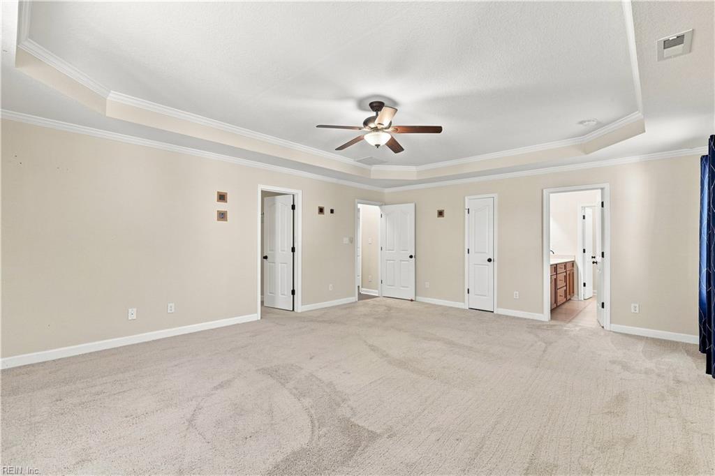 319 Maplewood St Property Photo 32