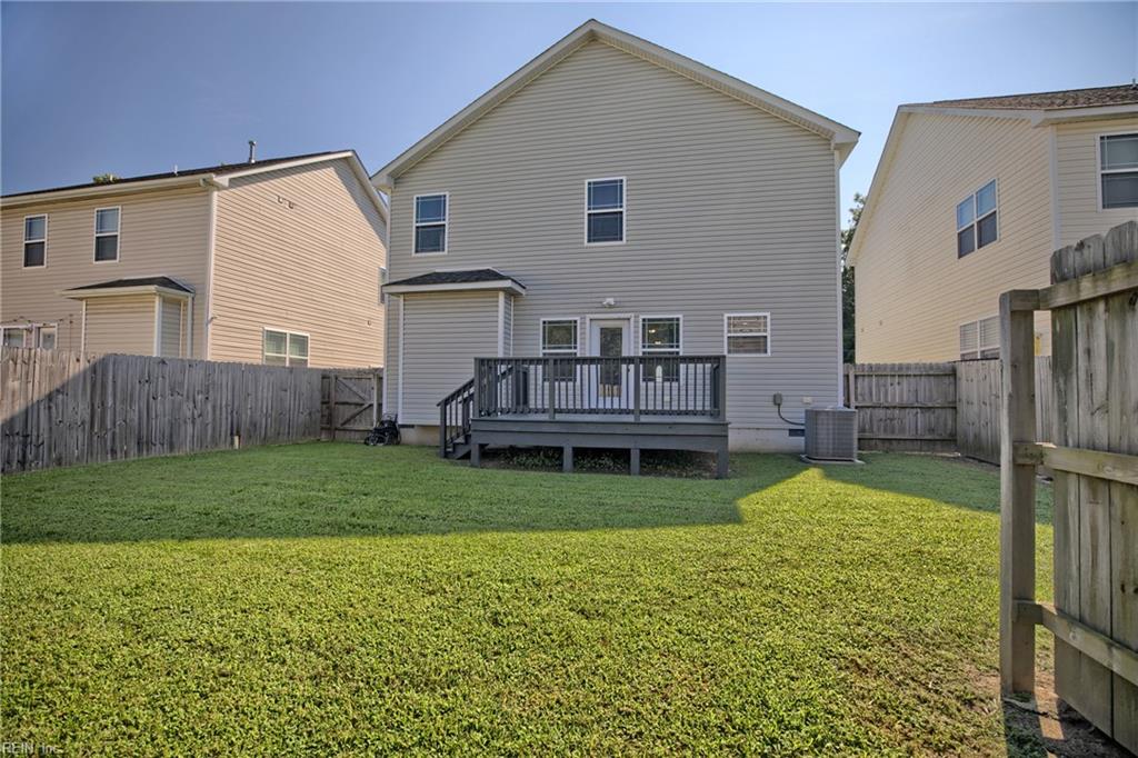 319 Maplewood St Property Photo 40