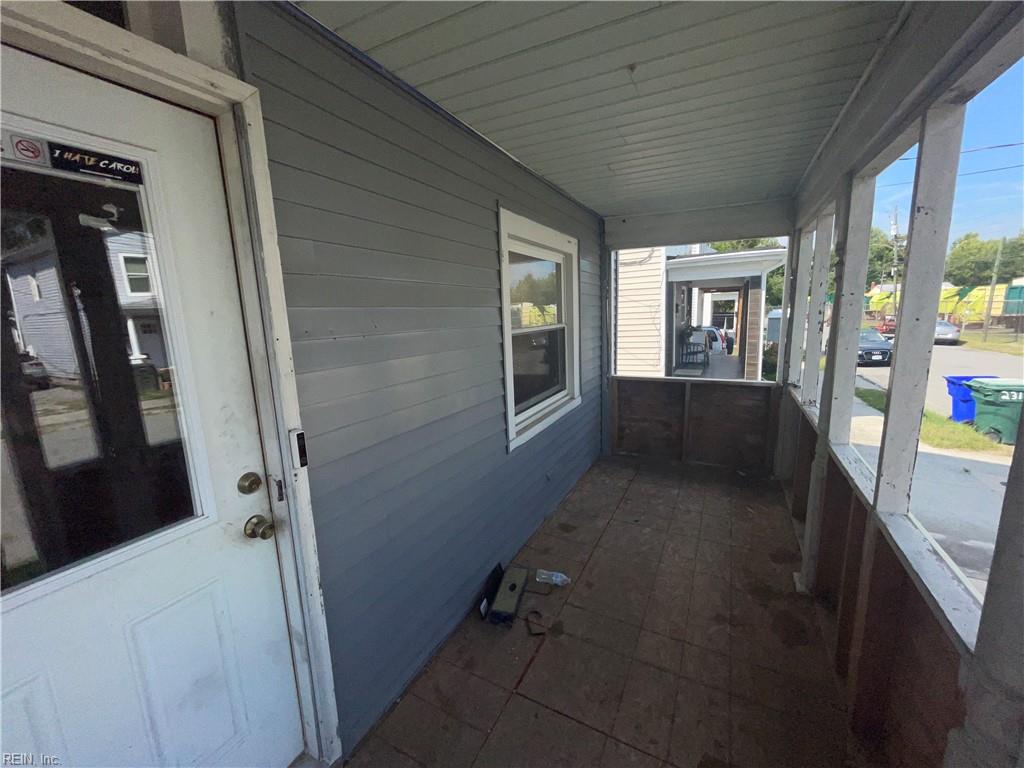 229 Chestnut St Property Photo 4