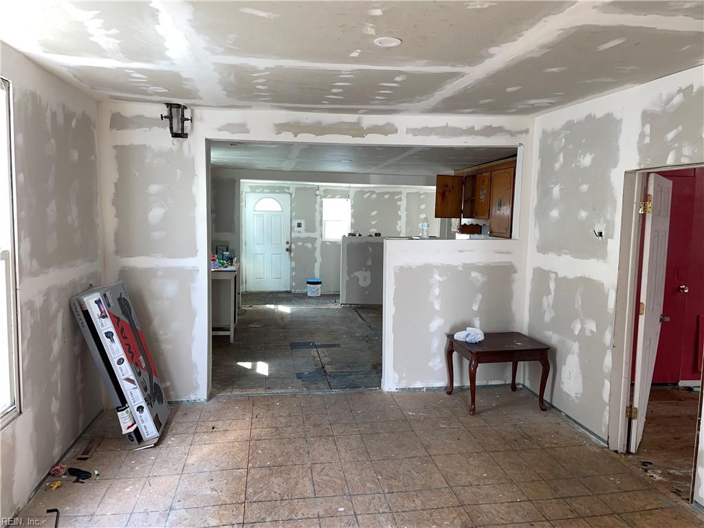 229 Chestnut St Property Photo 9