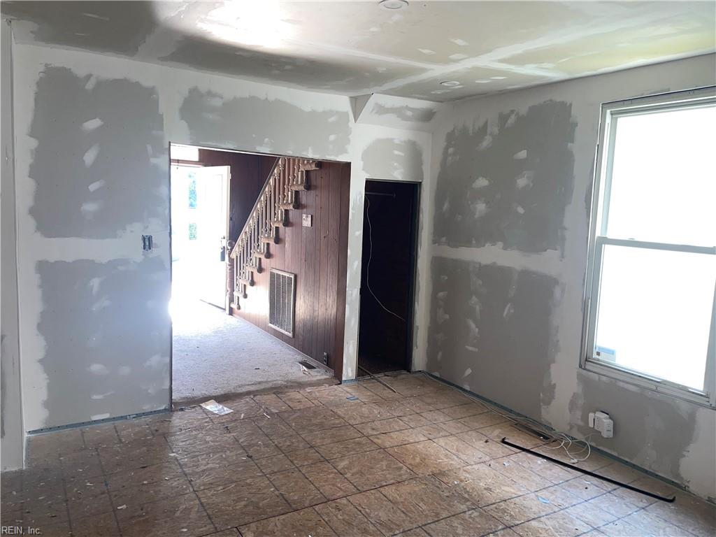 229 Chestnut St Property Photo 12