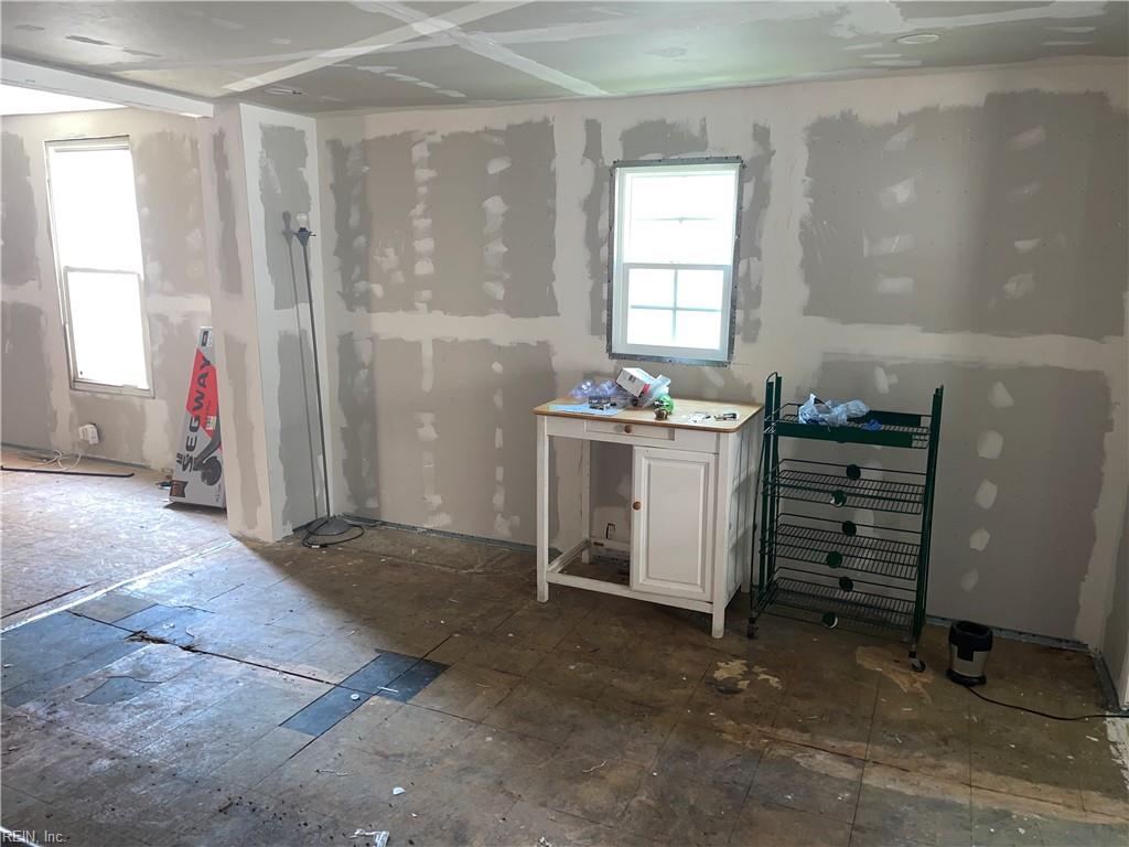 229 Chestnut St Property Photo 13