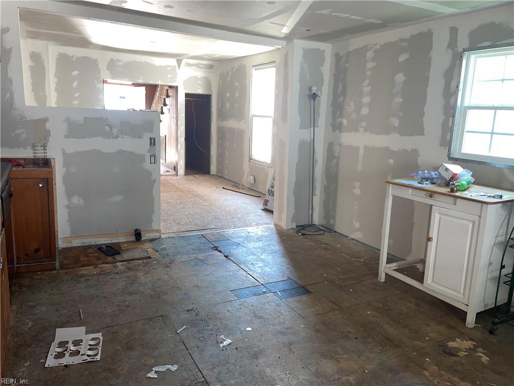 229 Chestnut St Property Photo 14