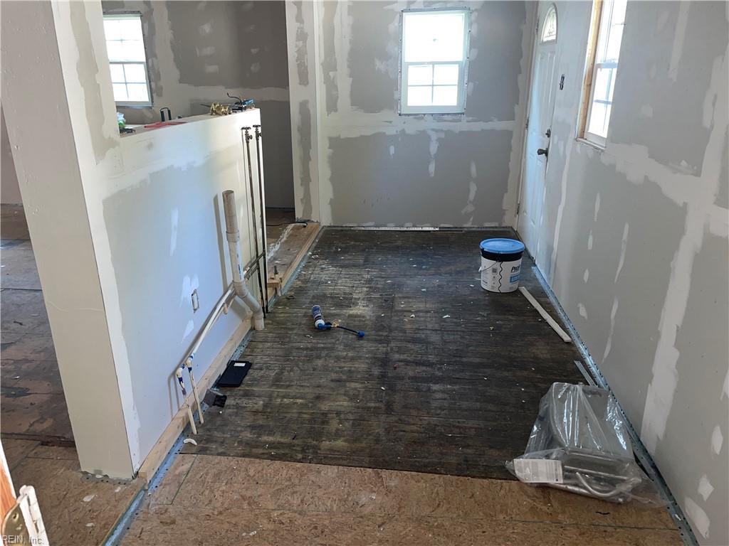 229 Chestnut St Property Photo 17