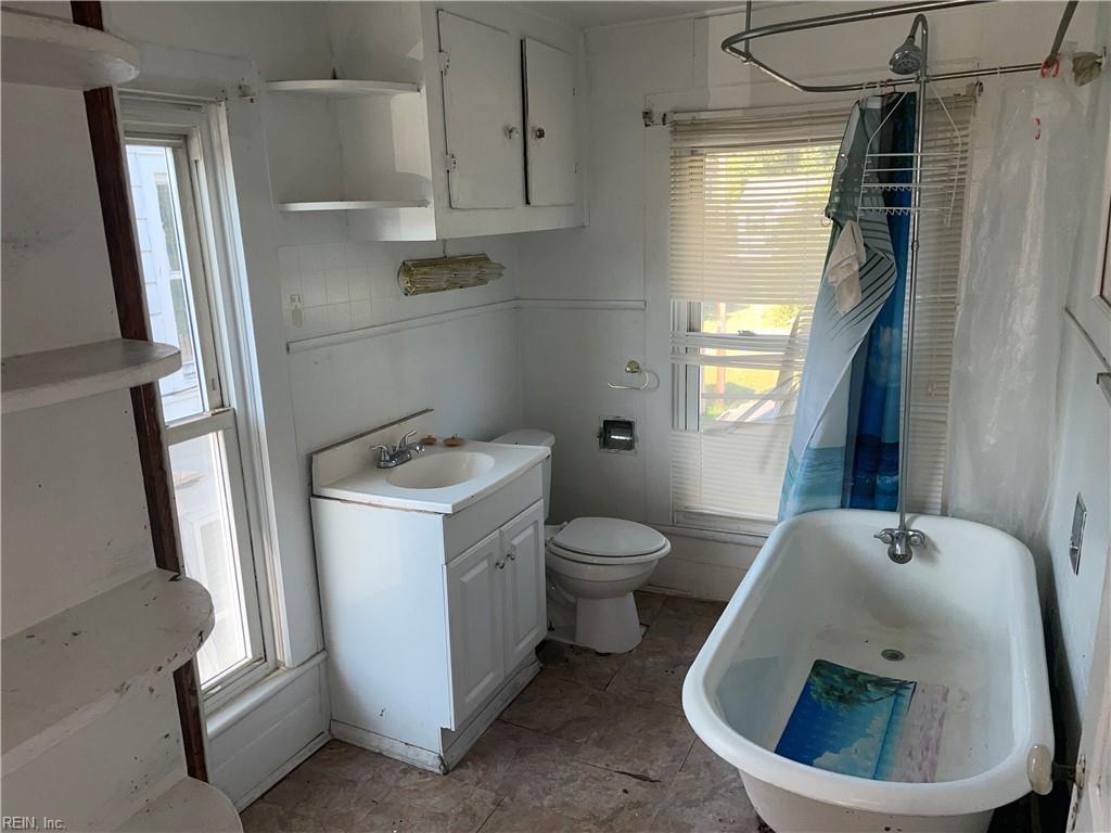229 Chestnut St Property Photo 24
