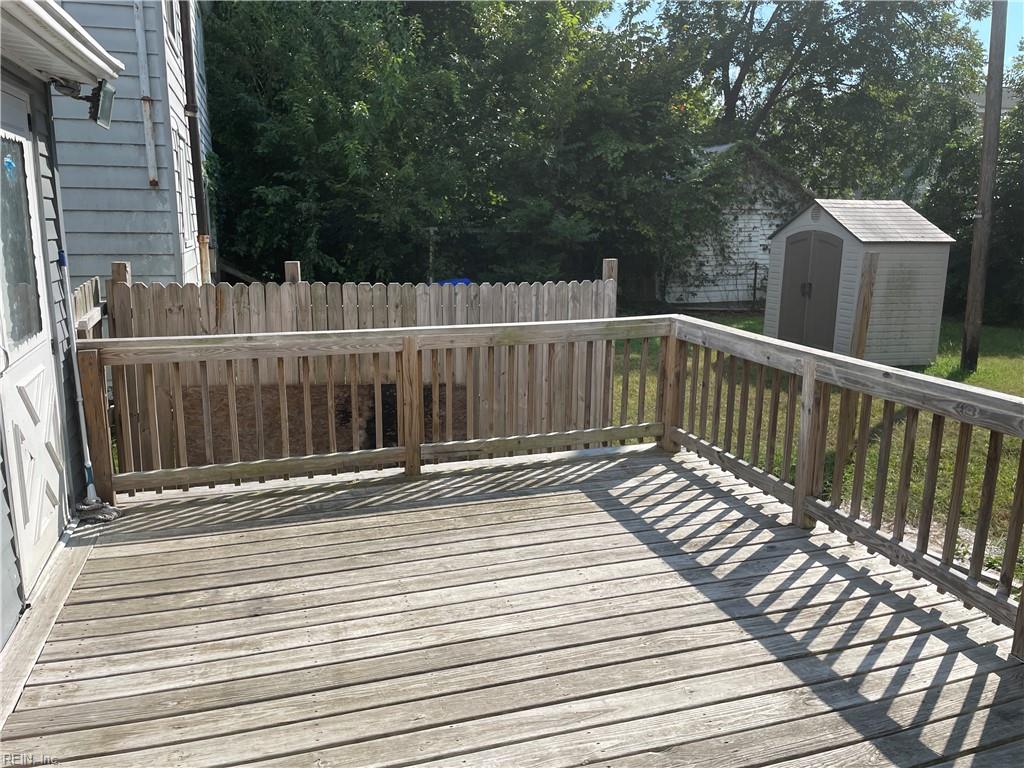 229 Chestnut St Property Photo 28