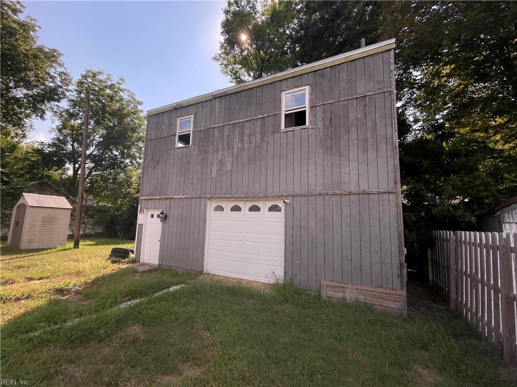229 Chestnut St Property Photo 31