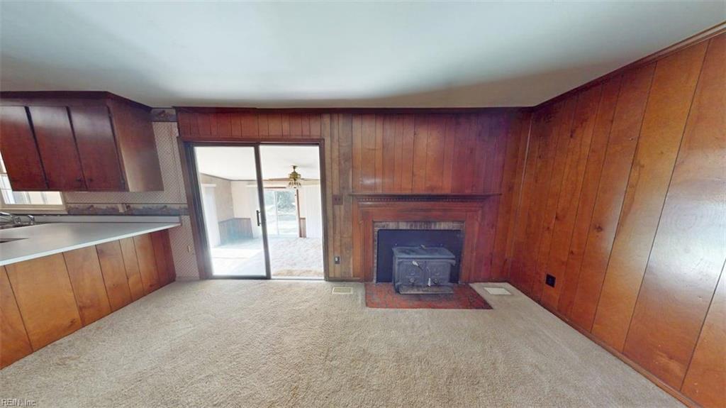 110 Joanne Dr Property Photo 7