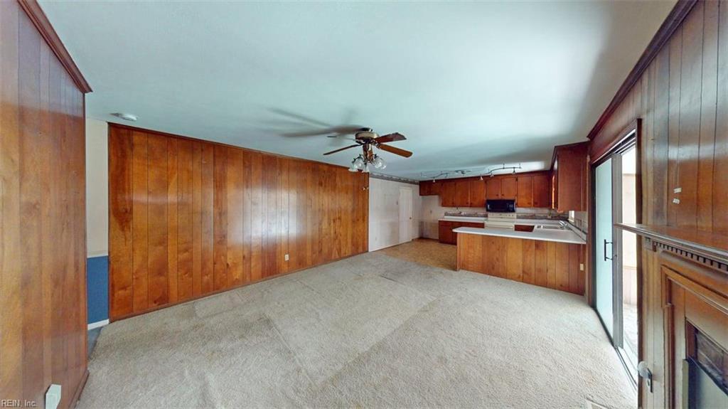 110 Joanne Dr Property Photo 8