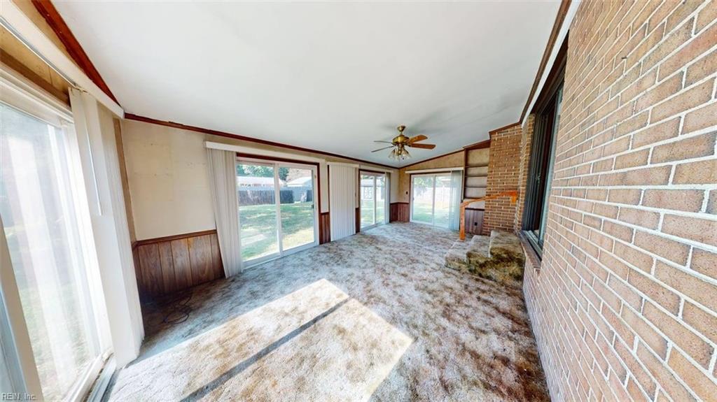 110 Joanne Dr Property Photo 14