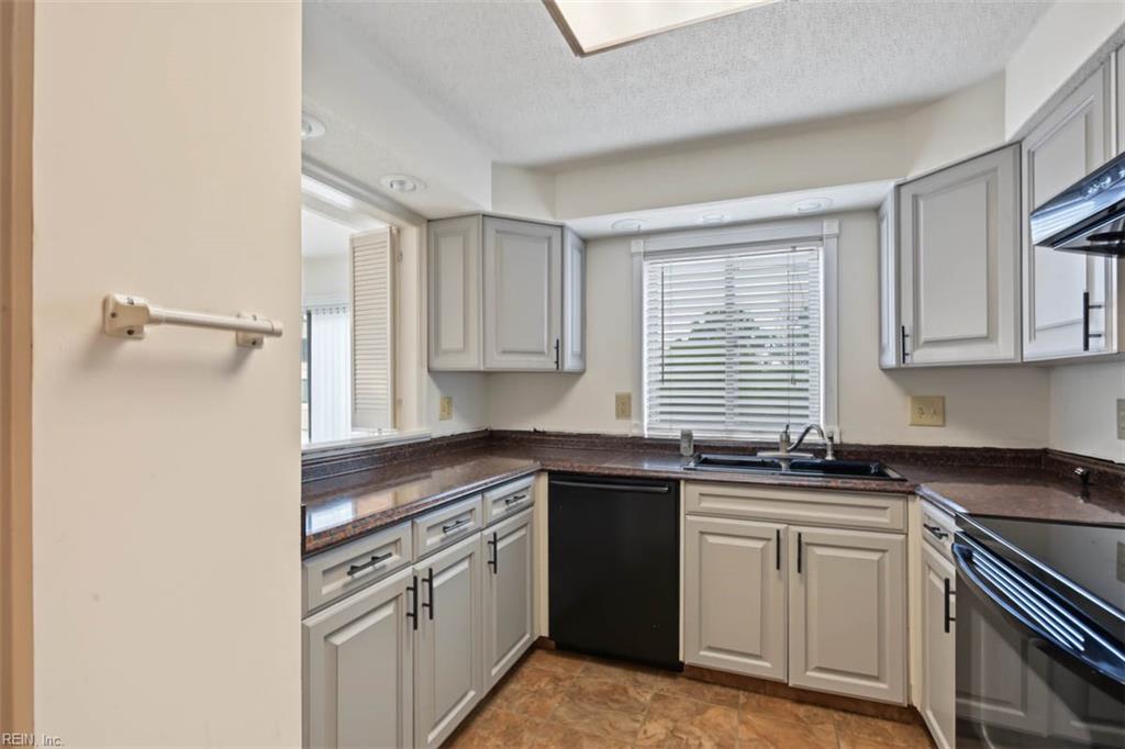 7501 River Rd Property Photo 20