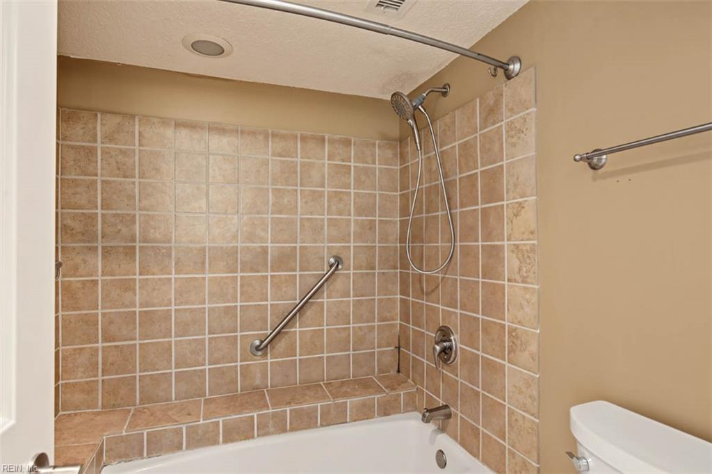 7501 River Rd Property Photo 31