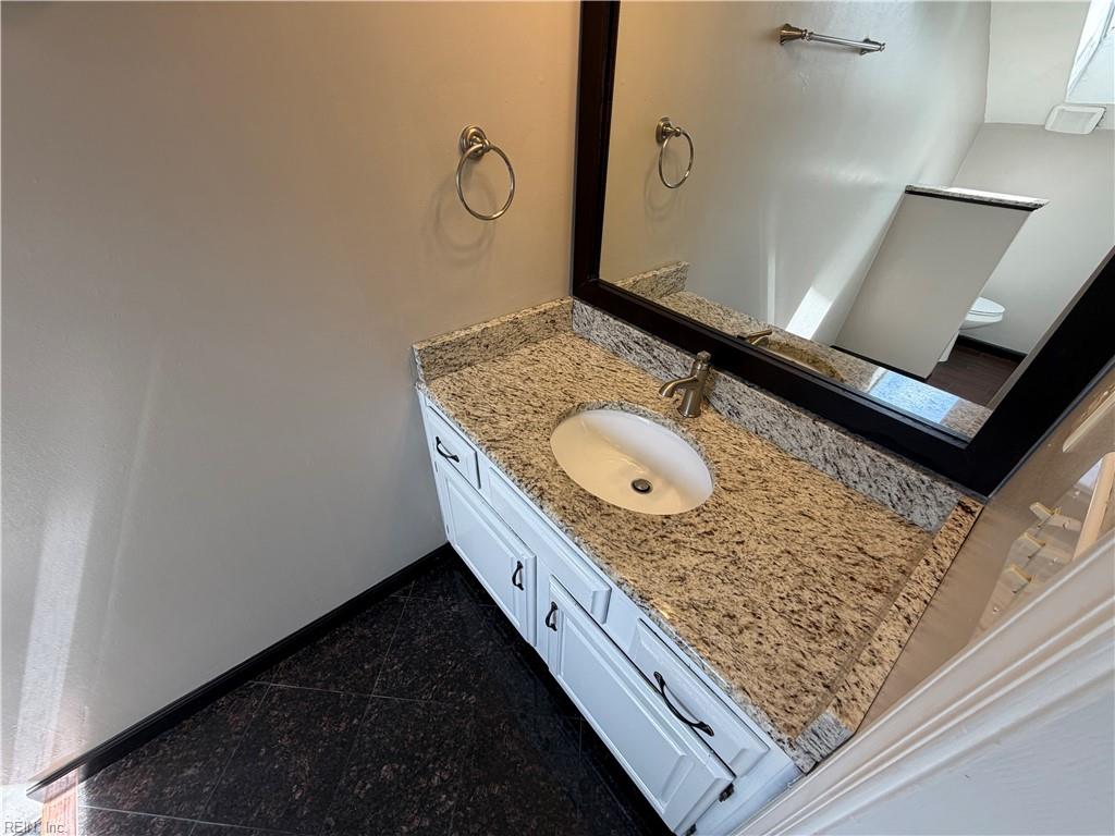 502 Kempsville Greens Ct Property Photo 12