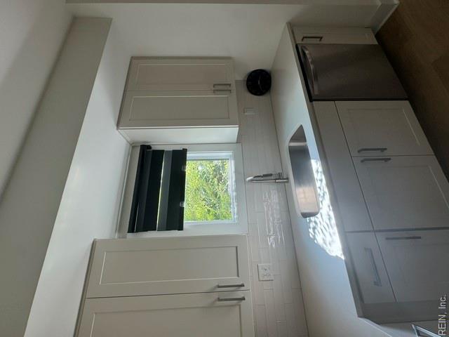 400 Carolina Ave Property Photo 5