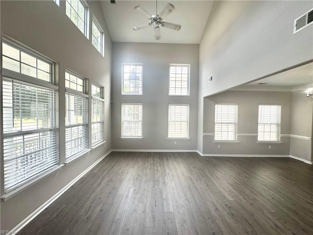 3210 Duke Of Glouchester Dr Property Photo 6