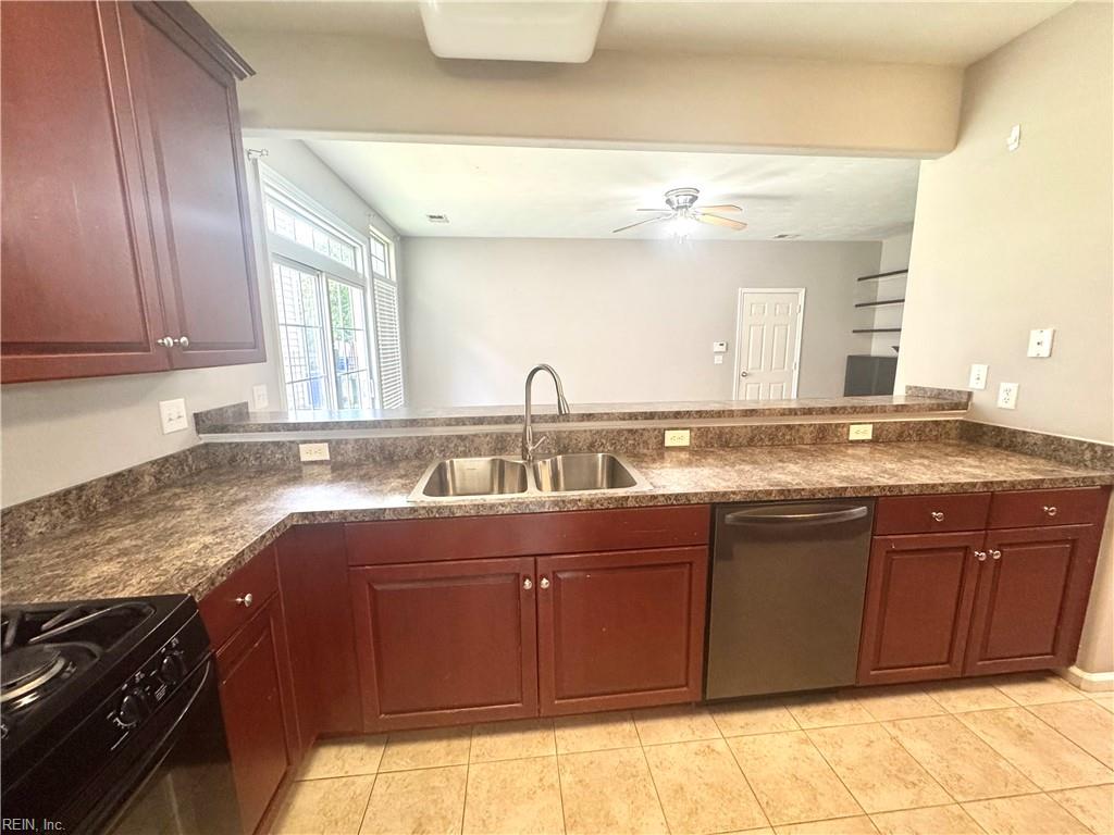 3210 Duke Of Glouchester Dr Property Photo 12