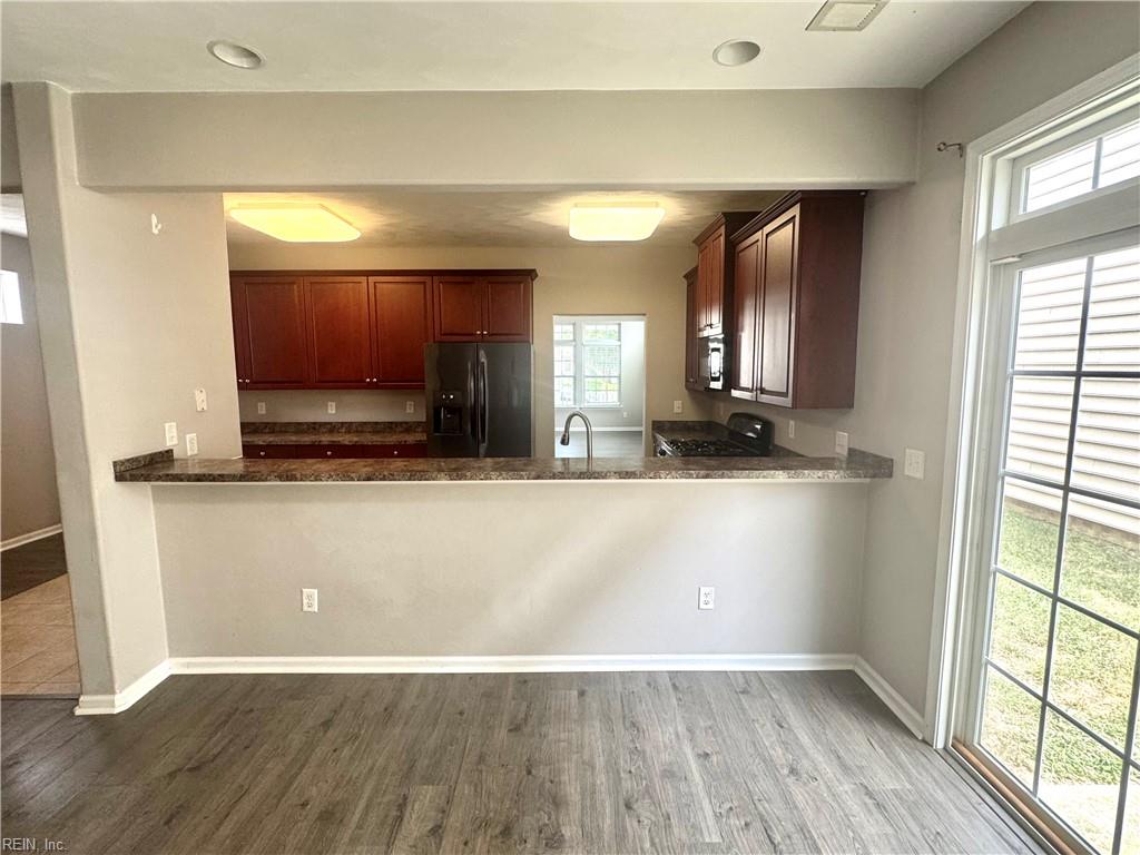 3210 Duke Of Glouchester Dr Property Photo 14
