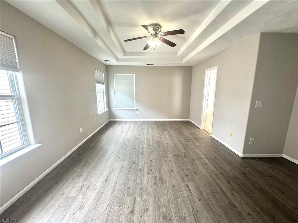 3210 Duke Of Glouchester Dr Property Photo 18