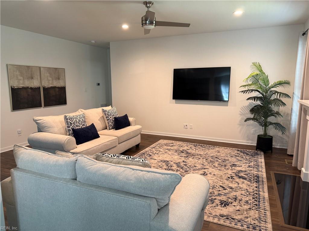 5079 Brandon Pines Way Property Photo 13
