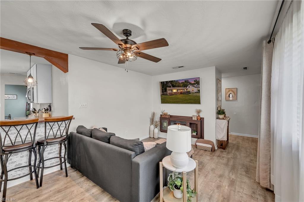 2015 Camden Ave Property Photo 3