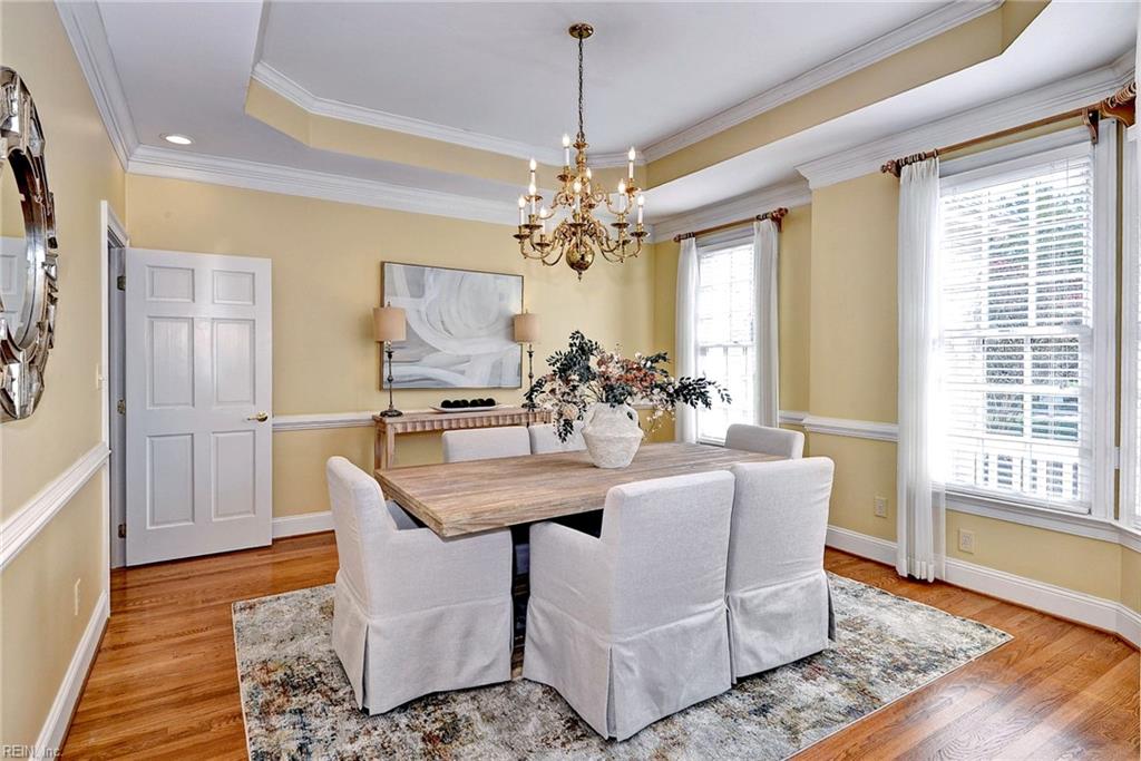 1625 Founders Hl N Property Photo 3