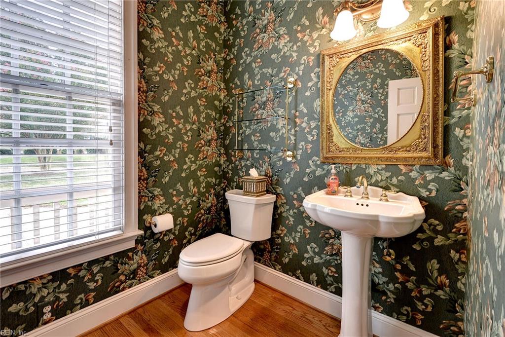 1625 Founders Hl N Property Photo 27