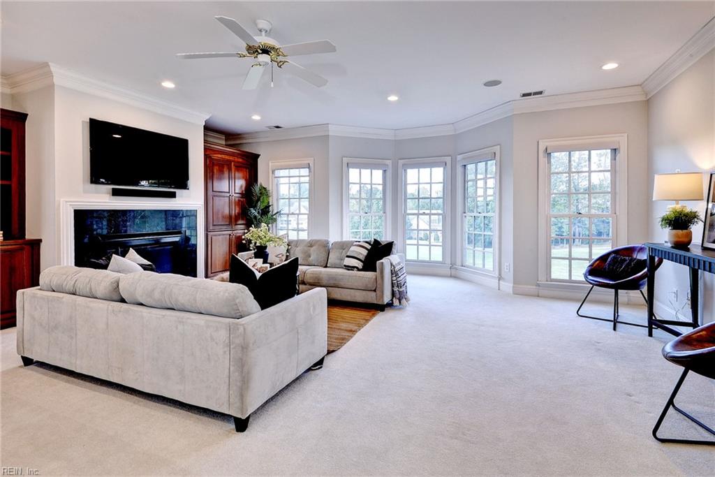 1625 Founders Hl N Property Photo 35