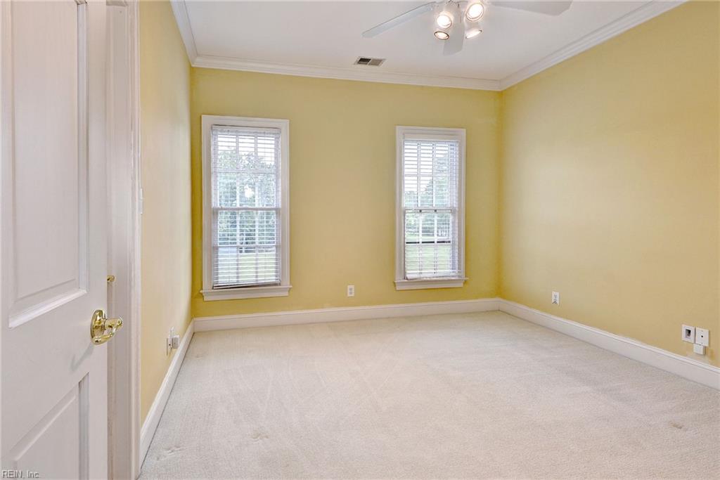 1625 Founders Hl N Property Photo 43