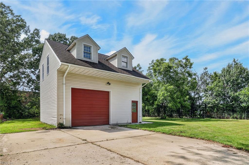 5829 Lancelot Dr Property Photo 34