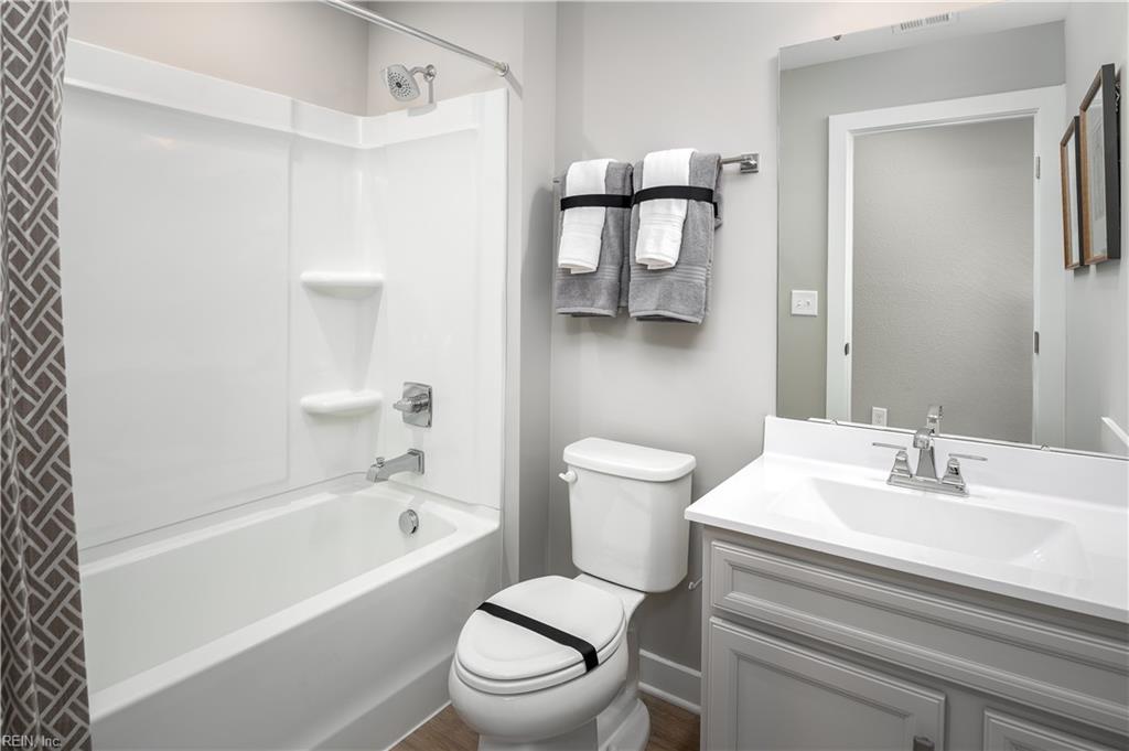 120 Irving St Property Photo 22