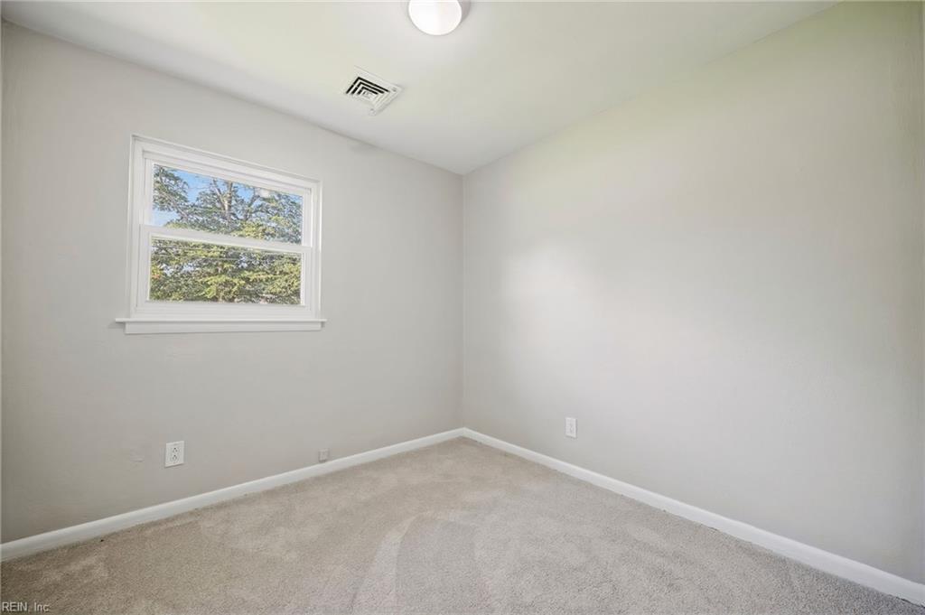 313 Sparrow Rd Property Photo 16