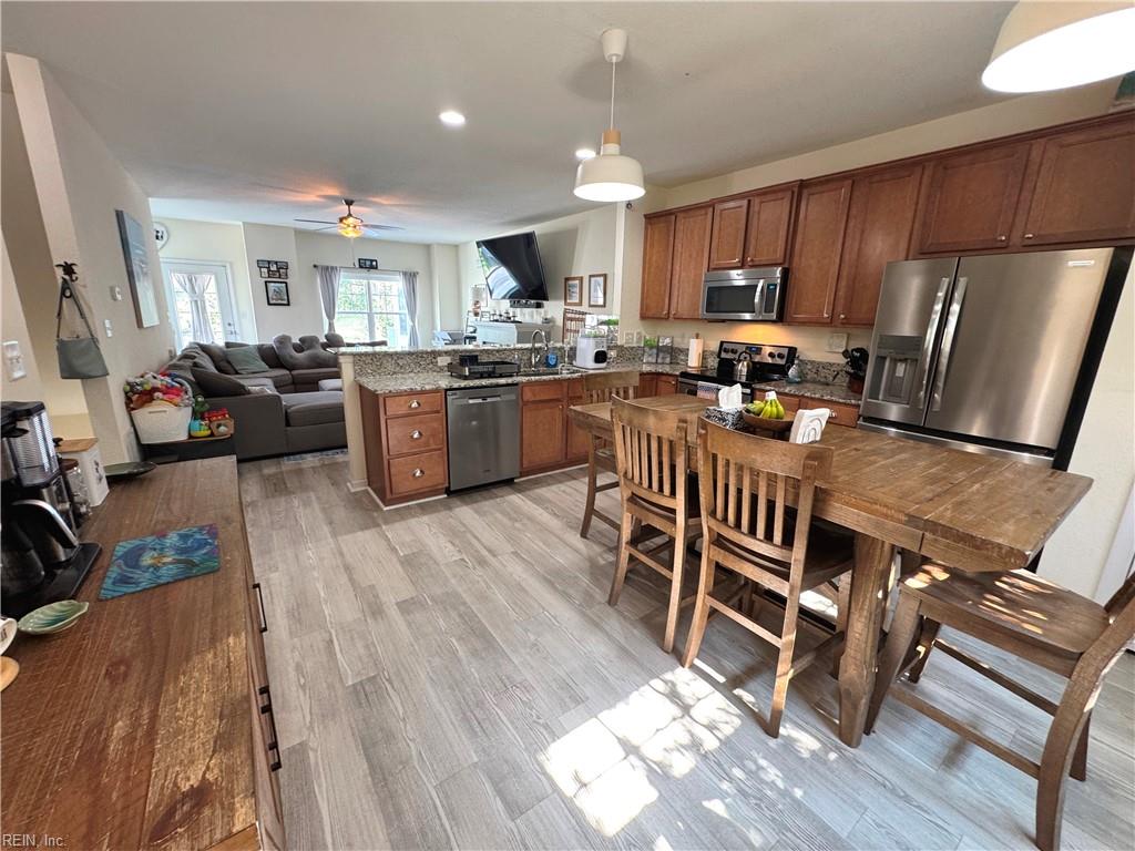 420 Heron Lndg Property Photo 13