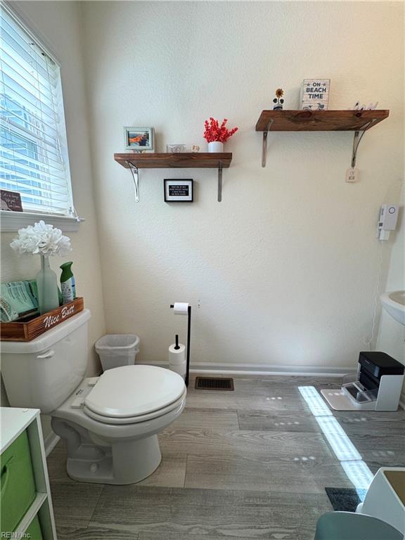 420 Heron Lndg Property Photo 16
