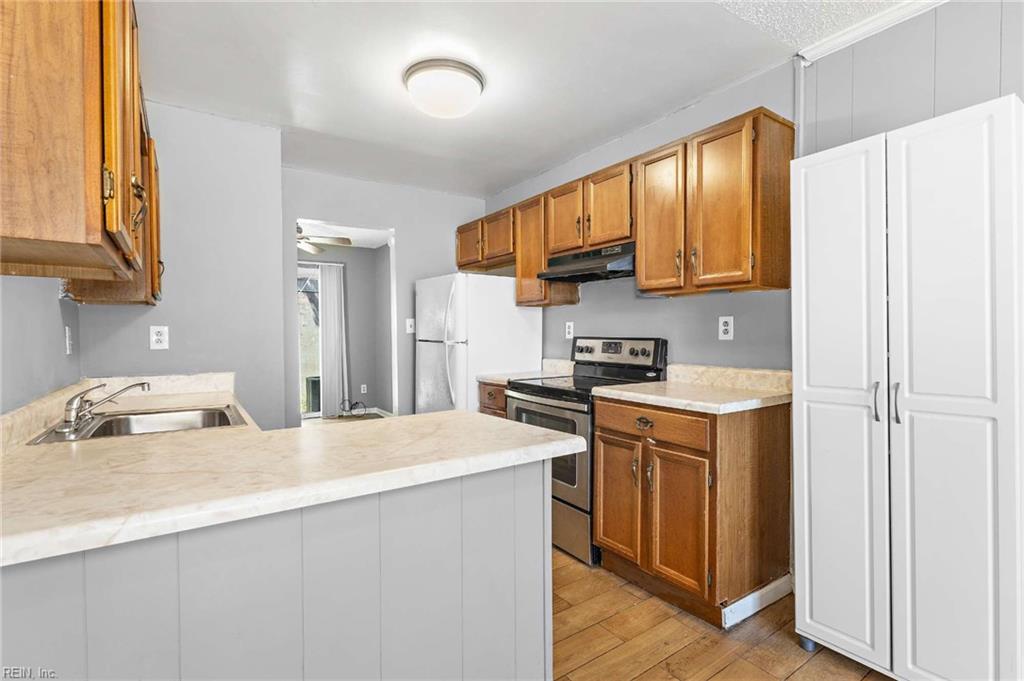 3454 Waltham Cir Property Photo 3