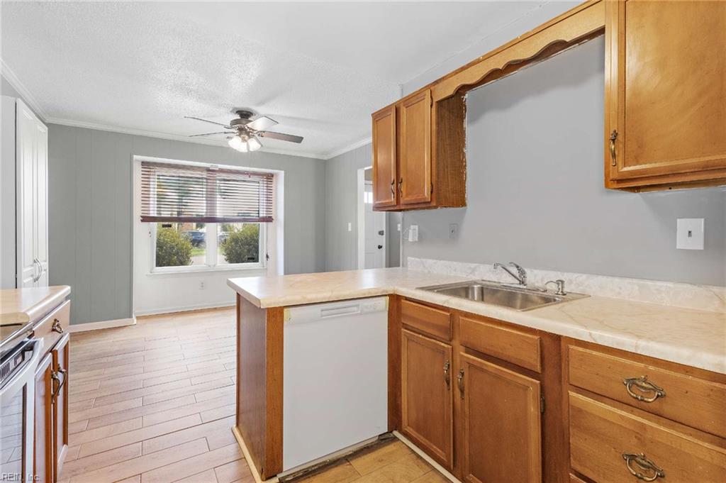 3454 Waltham Cir Property Photo 4