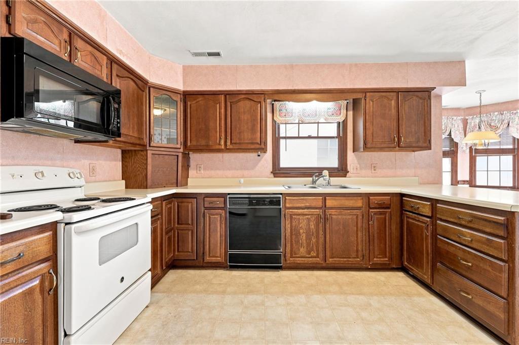 1800 Clearwater Ct Property Photo 12