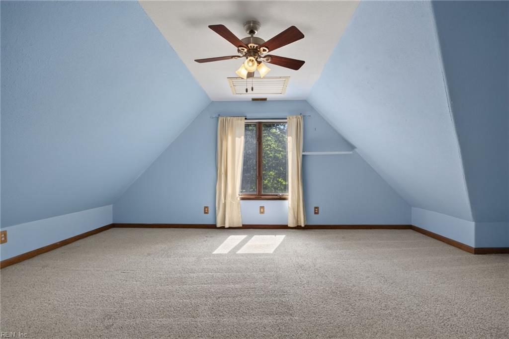 9327 Rivershore Dr Property Photo 30