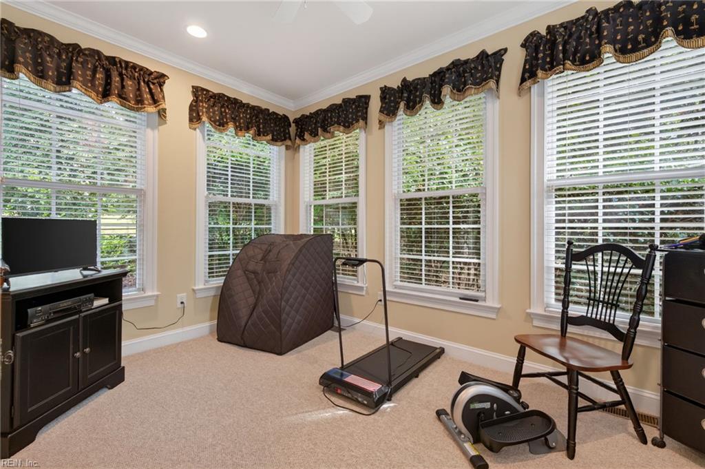308 Dogleg Dr Property Photo 17