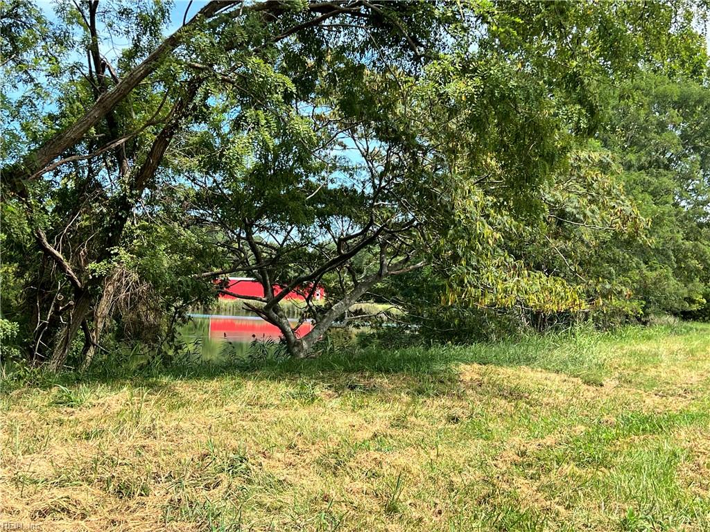 7399 Crittenden Rd Property Photo 14