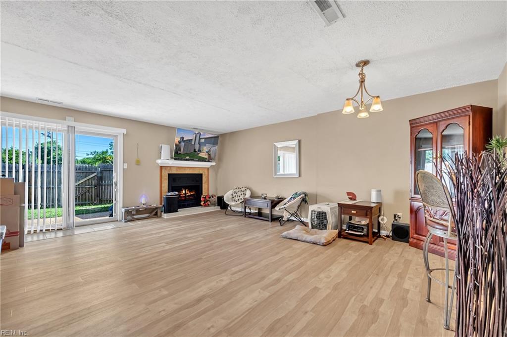 3606 Chimney Creek Dr Property Photo 15