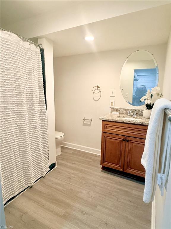 556 Caren Dr Property Photo 31