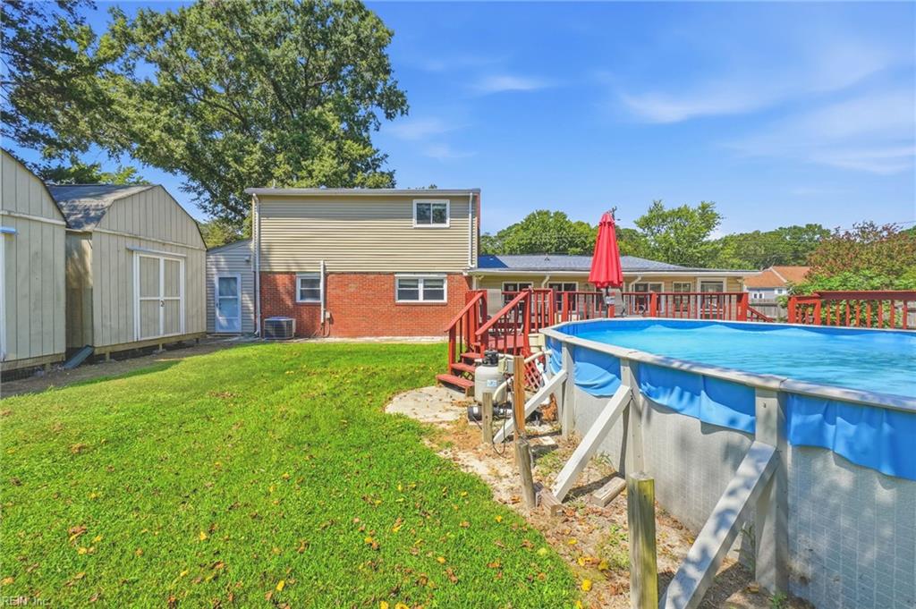 556 Caren Dr Property Photo 44
