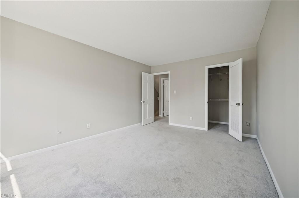 1361 Glyndon Dr Property Photo 18