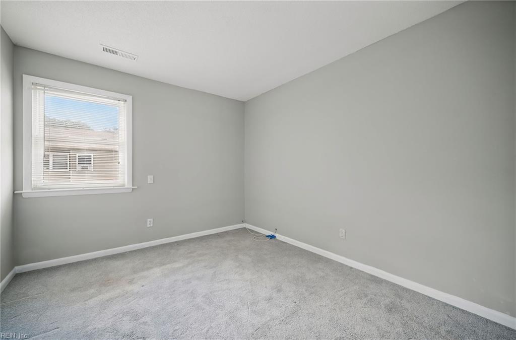 1361 Glyndon Dr Property Photo 23